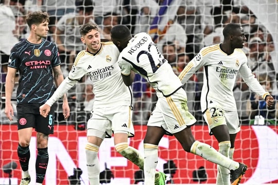 Kết quả Champions League: "Mưa bàn thắng" sau màn rượt đuổi hấp dẫn