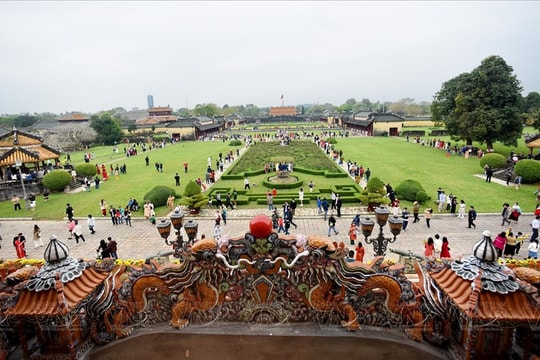 Kien Trung Palace - Residence of last two emperors of Nguyen Dynasty