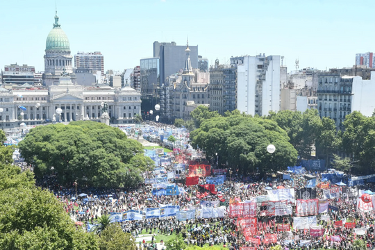 Tổng Liên đoàn Lao động Argentina phát động tổng đình công