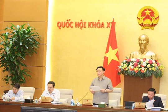 Sự kiện nổi bật trong nước, quốc tế ngày 15/4