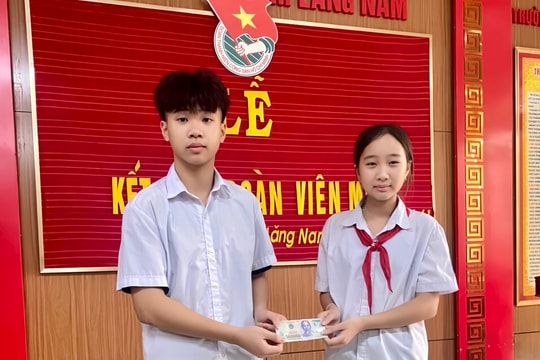 Học sinh Thanh Miện liên tiếp trả lại tiền cho người đánh rơi