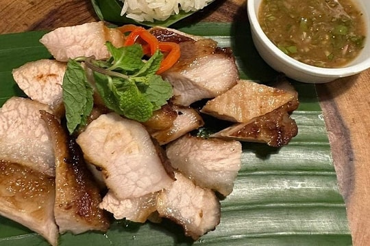 Ăn thịt thay cơm để giảm cân được không?