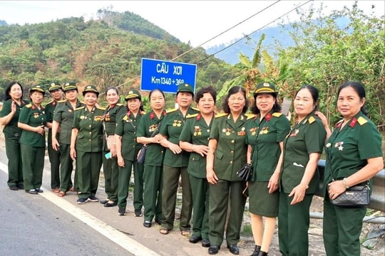 Những cô gái Hải Dương "xẻ dọc Trường Sơn đi cứu nước"