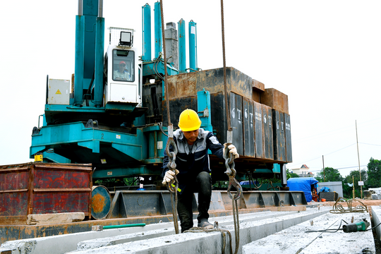 Thi công cầu Cậy đạt 30% khối lượng