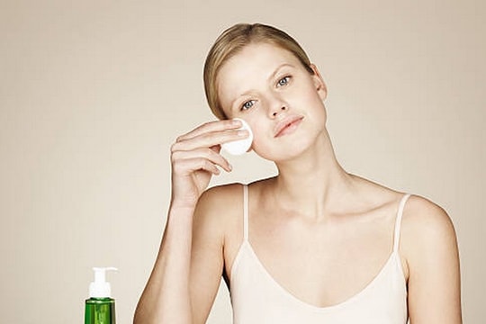 Nước thần - bí quyết phục hồi và cải thiện sức khỏe làn da từ bên trong