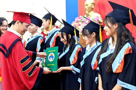 Hải Dương phấn đấu đến năm 2030 có trên 85.000 người đạt trình độ từ đại học trở lên