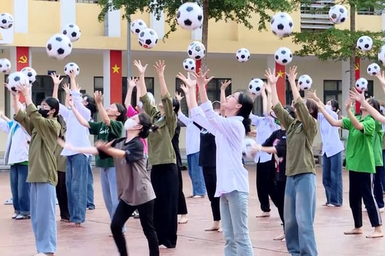 Tích cực tập luyện cho Carnaval Hạ Long 2024