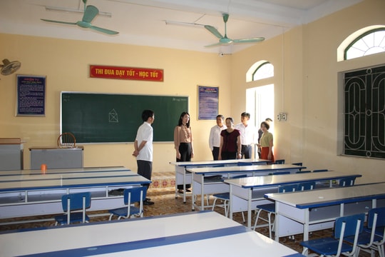 Trường học mất chuẩn, khó chuẩn vì sáp nhập