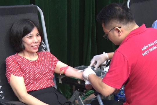 Ngày hội hiến máu “Bình Giang ngàn trái tim hồng” thu được 327 đơn vị máu