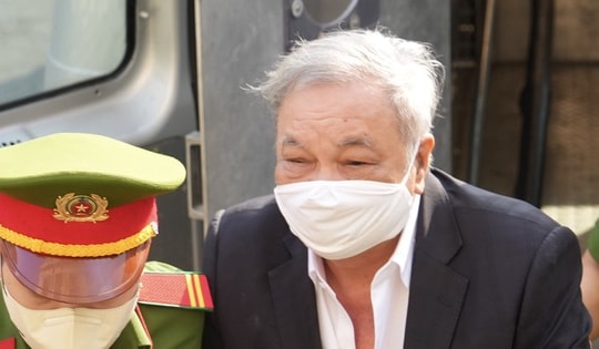 Xét xử ông Trần Quí Thanh và 2 con gái vì chiếm đoạt của người khác hơn 1.048 tỉ đồng