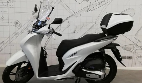 Honda SH 2024 thêm màu mới sang chảnh, giá quy đổi 98 triệu đồng