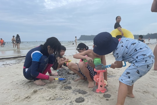 Nhiều hoạt động hấp dẫn trong kỳ nghỉ lễ 30/4 - 1/5 tại Vân Đồn
