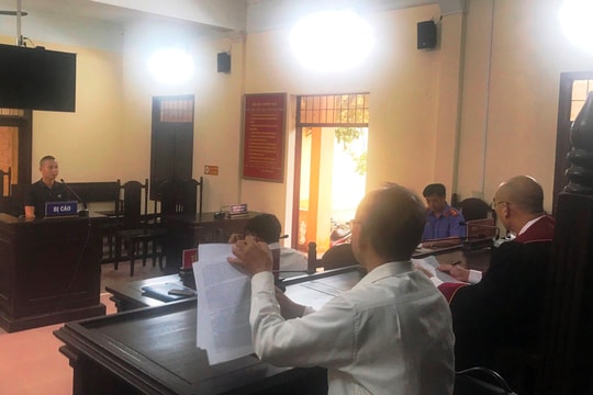 Mua 2 bình rượu ngâm rắn hổ mang chúa, một người ở Ninh Giang lĩnh 15 tháng tù