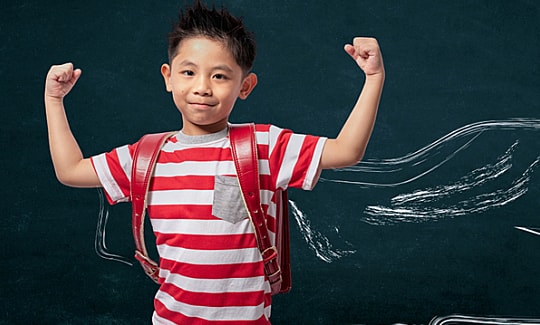 4 cách dạy con thành đứa trẻ mạnh mẽ