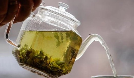 Uống nhiều trà xanh có gây hại cho sức khỏe?