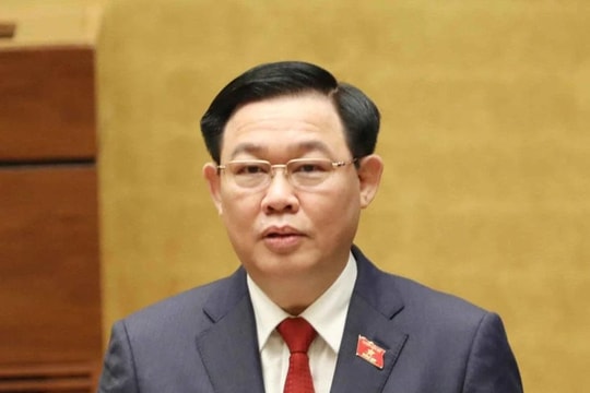 Ban Chấp hành Trung ương Đảng đồng ý để đồng chí Vương Đình Huệ thôi giữ các chức vụ