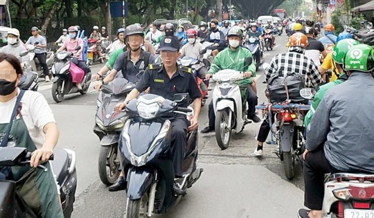 Phạt nguội xe máy: Nghĩ mà giật mình
