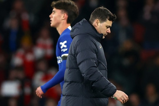 Merson: 'Đội hình Chelsea được xây dựng từ Youtube'