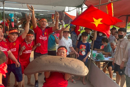 Ứng Hoè ầm vang tiếng pháo đất