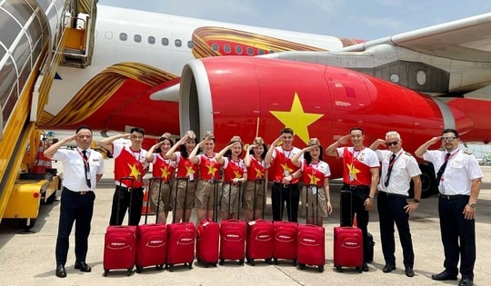 Ca khúc Hello Việt Nam đặc biệt mừng lễ 30/4 và 1/5