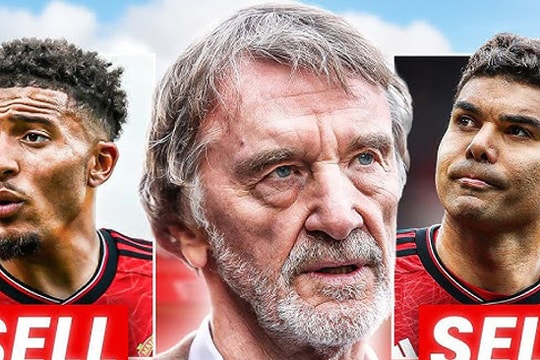 Manchester United thanh lý gần toàn bộ đội hình