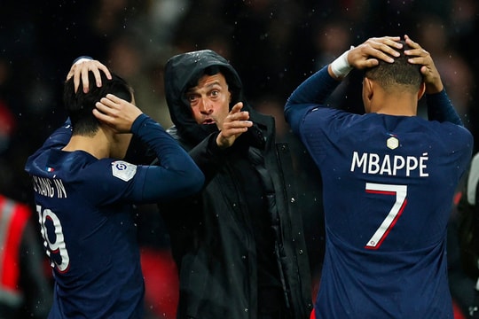 Enrique không giấu tham vọng cùng PSG ăn bốn