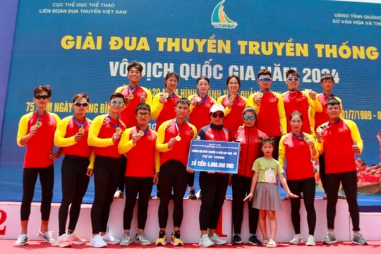 Đua thuyền truyền thống báo tin vui cho thể thao Hải Dương trong kỳ nghỉ lễ