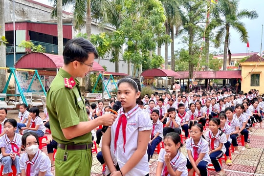 Chặn sử dụng lao động trẻ em trái quy định