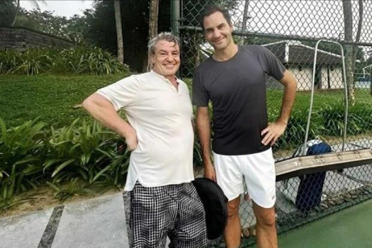 Tennis legend Roger Federer visits Hoi An city