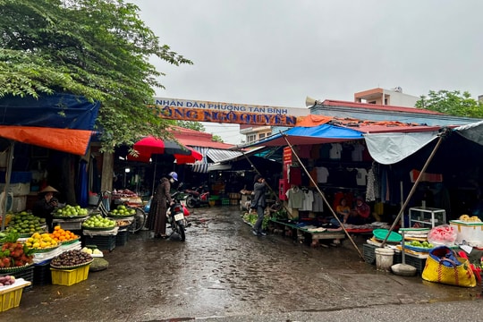 Phường Tân Bình (TP Hải Dương) bố trí điểm bán hàng tạm để xây chợ Đông Ngô Quyền mới