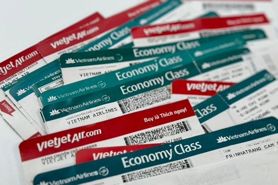 Rà soát việc giá vé máy bay tăng cao