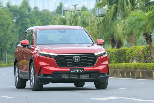 Honda CR-V giảm giá cao nhất gần 141 triệu đồng