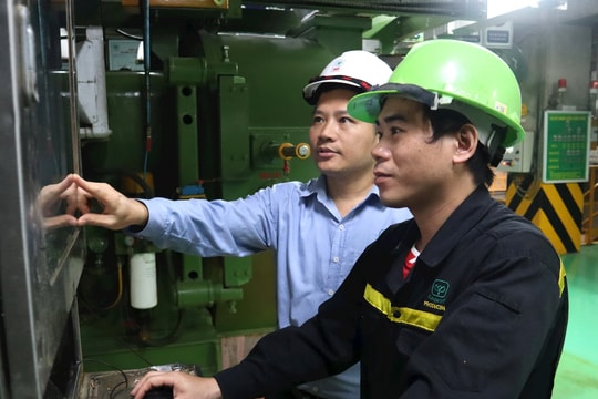 Nhà máy an toàn lao động