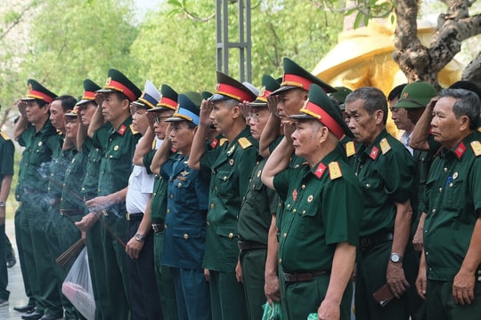 Giải phóng Điện Biên - để nghĩa tình nặng sâu ở lại: Bài 1- Góp xương máu làm nên lịch sử