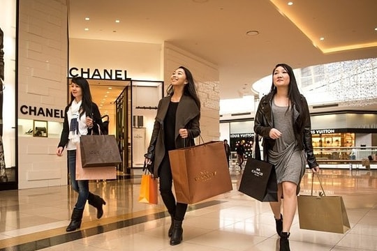 Nhà giàu Trung Quốc chi tiền đi du lịch như thế nào
