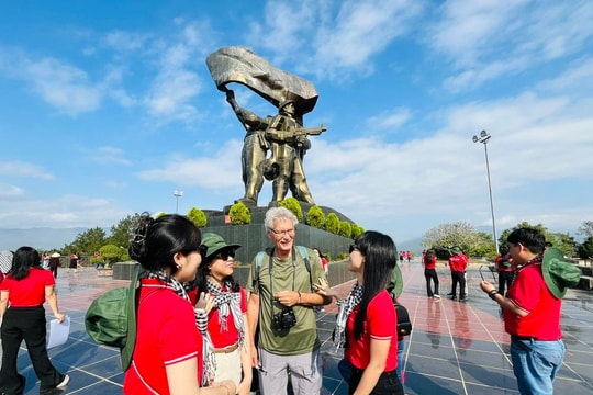 Tây Bắc bốn mùa hoa