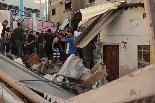 Israel không kích vào Rafah, khiến ít nhất 16 người chết