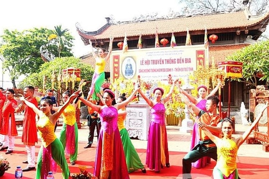 Sáng 8/5, khai hội đền Bia (Cẩm Giàng)