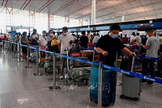 Trung Quốc gia hạn chính sách miễn thị thực cho 12 quốc gia