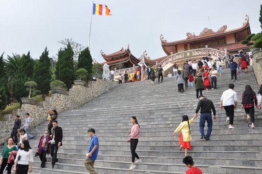 Trải nghiệm du lịch 4 mùa ở Vân Đồn
