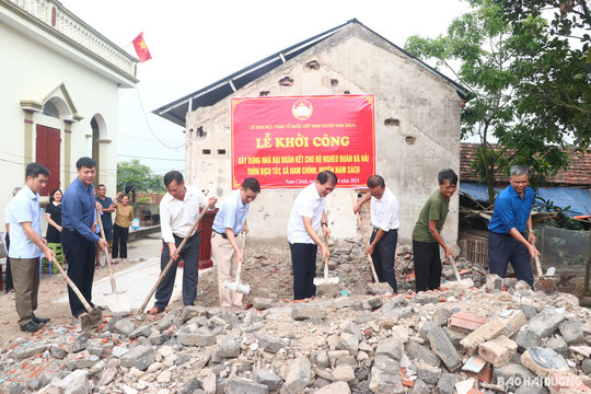 Nam Sách khởi công xây dựng 2 nhà “đại đoàn kết” cho hộ nghèo