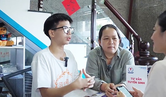 Lạ lùng học sinh giỏi lớp 9 không lên lớp 10 mà chọn trường nghề