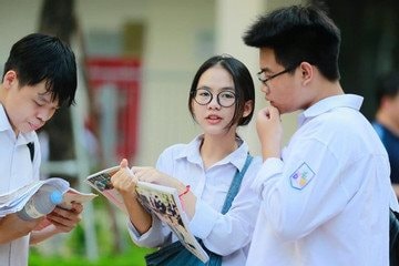 Tỷ lệ chọi lớp 10 công lập ở Hà Nội cao nhất 1/3,1