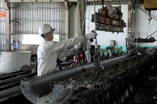 Strong recovery seen in industrial production in four months