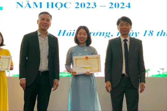 Cô giáo Hoàng Thị San sáng tạo, dạy giỏi
