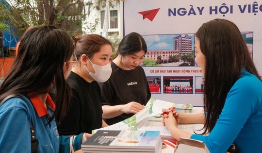 Đề xuất đóng trên 12 năm bảo hiểm thất nghiệp được thêm quyền lợi