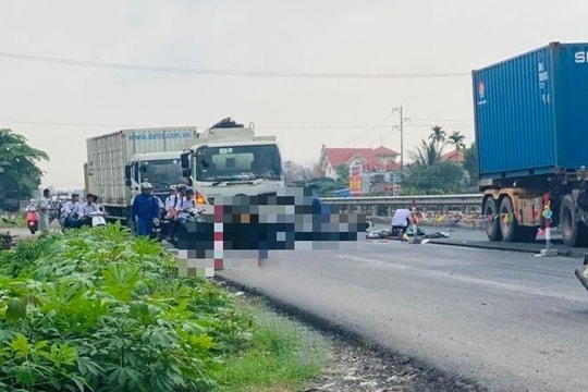 Trượt xe máy vào ô tô đầu kéo tại khu vực sửa chữa quốc lộ 5 đoạn Kim Thành, một học sinh lớp 12 tử vong