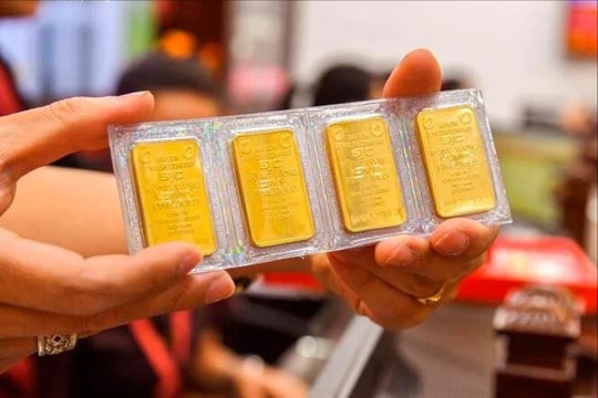 Giá vàng miếng "nhảy múa"