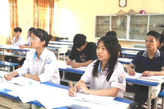 Áp lực kỳ thi vào lớp 10 công lập ở Hải Dương