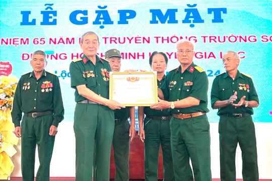 Hội Truyền thống Trường Sơn huyện Gia Lộc phối hợp khám, chữa bệnh miễn phí cho nhiều cán bộ, hội viên